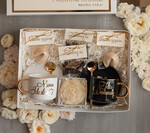 Prezenty, Podziękowania dla Rodziców zestawy prezentowe kubki filiżanki pomysł na prezent dla Rodziców na weselu, filiżanki biała i czarna dla Rodziców, prezent dla Rodziców od Młodej Pary, podziękowanie dla Rodziców 1