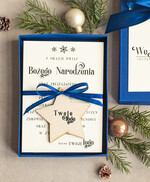 Kartki świąteczne z logo firmy kartka pudełko Biznesowe kartki świąteczne z logo w pudełku z bombką gwiazka na choinkę- drewniane zawieszki na choinkę prezent dla klientów2