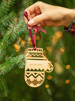 Kartki świąteczne z logo firmy z magnesem lub zawieszką na choinkę kartki świąteczne dla firm Drewniana bombka zawieszka na choinke z Logo firmy świateczna kartka firmowa rękawica5