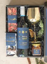 Prezenty oferta dla Firm zestawy na rozgrzewkę Prezenty Świąteczne Dla Klientów Biznesowych, Elegancki Prezent  Od Firm Z Logo, Firmowe Boxy Świąteczne1