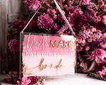 Dekoracje Sali weselnej/Dodatki do Zdjęć tabliczki z napisami  tabliczka z dowolnym napisem dekoracyjna tabliczka sali weselnej, tabliczka do powieszenia na sali weselnej, tabliczka z pleksy malowana na różowo7