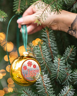 Prezenty oferta dla Firm drobne prezenty dla firm Prezent Biznesowy Na Święta z Logo Ekskluzywna Bombka z logo na choinkę z Logo Firmy , życzenia zapakowane w  drewniane pudełko 4