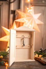 prezenty dla niego Puzzle, drewniane skrzynie, skarbonki pomysły na prezenty świąteczne dla męża, drewniane obrazy w ramce5