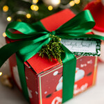 Prezenty indywidualne  zestawy z kubkiem i filiżanką super pomysł na prezent kubek Mikołaj, świąteczny kubek Mikołaj z pokrywką i łyżeczką. Prezenty pod choinkę dla mamy, prezent pod choinkę dla siostry12