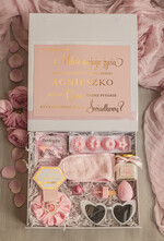 Prezenty dla świadków boxy prezentowy dla Świadkowej, prośba o świadkowanie  box czy zostaniesz moją świadkową pomysł na prezent dla świadkowej, zestaw beauty dla świadkowej, box prezentowy dla świadkowej i druhny, zestaw do kąpieli0