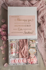 Prezenty dla świadków boxy prezentowy dla Świadkowej, prośba o świadkowanie  czy zostaniesz moją świadkową pomysł na prezent dla świadkowej, zestaw beauty dla świadkowej, box prezentowy dla świadkowej i druhny, zestaw do kąpieli0