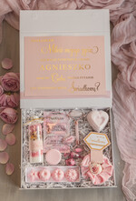 Prezenty dla świadków boxy prezentowy dla Świadkowej, prośba o świadkowanie  czy zostaniesz moją świadkową pomysł na prezent dla świadkowej, zestaw beauty dla świadkowej, box prezentowy dla świadkowej i druhny, zestaw do kąpieli0