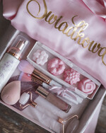 Prezenty dla świadków boxy prezentowe dla Świadkowej, prośba o świadkowanie  Szlafrok dla Świadkowej ze złotym Napisem - Prośba o Świadkowanie Box prezentowy 5