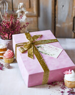 Prezenty dla Babci i Dziadka Prezenty dla Babci Prezent Dla Babci Zestaw w Welurowym pudełku Przepisnik Kuchenny grawerowany walek i czekoladki6