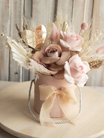 Prezenty dla Babci i Dziadka Prezenty dla Babci kompozycja z suszonych kwiatów prezent na dzień babci flowerbox z suszonych kwiatów, prezent urodzinowy dla babci, podziękowanie dla babci1