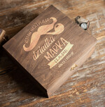 Prezenty dla Babci i Dziadka Prezenty dla Dziadka Prezent na dzień Dziadka grawerowana karafka i szklanki  w Skrzynce Zyczenia dla dziadka w środku3