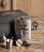 Prezenty dla Babci i Dziadka Prezenty dla Dziadka Prezent na dzień Dziadka grawerowana piersiówka  w Skrzynce Zyczenia dla dziadka w środku0