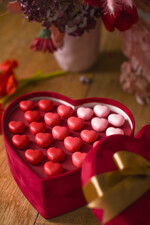 Walentynki prezent na walentynki dla Niej   prezent dla niej welurowe pudełko z mydełkami w kształcie serca   4