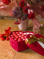 Walentynki prezent na walentynki dla Niej   prezent dla niej welurowe pudełko z mydełkami w kształcie serca   5