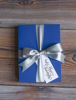 Walentynki prezent na Walentynki dla Niego  pomysł na prezent dla Niego śmieszne skarpetki i słodkości 2