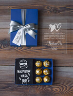 Walentynki prezent na Walentynki dla Niego  pomysł na prezent dla Niego śmieszne skarpetki i słodkości 0