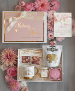 Prezenty dla Mamy zestawy w welurowych i ozdobnych pudełkach  prezent urodzinowy dla Mamy, wyjątkowy prezent na dzień mamy, box prezentowy dla mamy z kubkiem, pomysł na prezent z okazji dnia Mamy, kubek z napisem Mama0