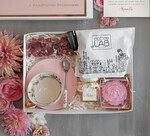 Prezenty dla Mamy zestawy w welurowych i ozdobnych pudełkach  Filiżanka z kwiatkami prezent urodzinowy dla Mamy, Fajne pomysły na prezent z okazji Dnia Mamy, co kupić na Dzień Mamy, box prezentowy dla mamy1