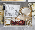 Prezenty dla Mamy zestawy w welurowych i ozdobnych pudełkach  Box Prezentowy na Dzień Mamy - Prezent dla Mamy Upominek Kubek z napisem Mama idealna 2