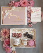 Prezenty dla Mamy zestawy w welurowych i ozdobnych pudełkach  Fajne pomysły na prezent z okazji Dnia Mamy, co kupić na Dzień Mamy, box prezentowy dla mamy, zestawy prezentowe dla Mamy0