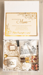 Prezenty dla Mamy zestawy w welurowych i ozdobnych pudełkach  pomysły na prezenty na dzień mamy, boxy prezentowy dla mamy z filiżanką , pomysł na prezent z okazji dnia Mamy, filiżanka z napisem Mama0