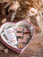 Prezenty dla Mamy zestawy w welurowych i ozdobnych pudełkach  pomysł na prezent z okazji dnia mamy welurowe pudełko z dedykacją i kubkiem z twoim nadrukiem 1