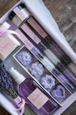 Prezenty dla Mamy Zestawy kosmetyczne  Praktyczny  Prezent dla Mamy na Urodziny  Lawendowy Zestaw Kosmetyków Lawendowych 3