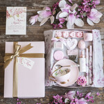 Prezenty dla Mamy Zestawy kosmetyczne  wyjątkowy prezent na dzień mamy zestaw kosmetyków i fliżanka ze spodkiem i łyżeczką dla mamy0