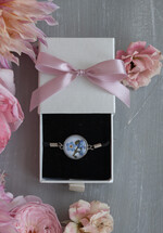 Prezenty dla Mamy biżuteria, pudełka, szkatułki na biżuterie   Co dać Mamie w prezencie na urodziny, Fajne pomysły na prezent dla Mamy, bransoletka dla Mamy z niezapominajką, bransoletka na Dzień Mamy 1