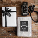 Prezenty dla świadków boxy prezentowe dla Świadka   prośba/ pytanie o świadkowanie dla niego, Box z prośbą Czy zostaniesz moim świadkiem, Męski zestaw prezentowy dla świadka  butelka z nadruki2