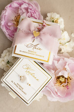 Prezenty dla świadków bransoletki i biżuteria dla świadkowej  Podziękowanie prezent dla świadkowej bransoletka z serduszkiem- Bransoletka szczęścia w ozdobnym pudełeczku3