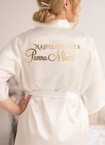 Szlafroki Ślubne z Napisami Szlafrok Ślubny dla Panny Młodej Satynowy Szlafrok dla Panny Młodej  ze Złotym Napisem Podomka z imieniem Panny młodej 0