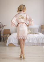 Szlafroki Ślubne z Napisami Szlafrok Ślubny dla Panny Młodej satynowy szlafrok koronka z gipiury dla Panny Młodej 0