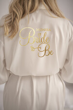 Szlafroki Ślubne z Napisami Szlafrok Ślubny dla Panny Młodej Personalizowany prezent dla Panny młodej satynowy szlafrok z imieniem Panny Młodej0