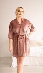 Szlafroki Ślubne z Napisami Szlafrok dla Świadkowej / Druhny / Mamy Prezent dla Świadkowej Welurowy Szlafrok  z Napisem Świadkowa szlafrok dla świadkowej na sesję zdjęciową 5