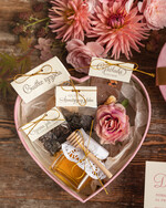 Prezenty dla świadków podziękowania dla świadkowej pomysł na prezent dla świadkowej małe pudełeczko ze słodkościami 1