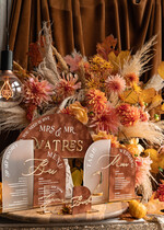 Numery na stół welurowe złote akrylowe  Stojak z numerkiem na stół Pary Młodej, tabliczka na stol Pary Mlodej, welurowy numerek na stół weselny tabliczka na stół weselny w stylu glamour6