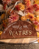 Numery na stół welurowe złote akrylowe  Stojak z numerkiem na stół Pary Młodej, tabliczka na stol Pary Mlodej, welurowy numerek na stół weselny tabliczka na stół weselny w stylu glamour9