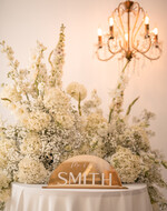 Numery na stół welurowe złote akrylowe  złoty stojak z numerkiem na stół Pary Młodej, tabliczka na stol Pary Mlodej, akrylowy numerek na stół weselny, numeracja stołów weselnych w stylu glamour 5