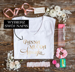 Prezenty dla Panny Młodej  Zestawy na wieczór Panieński z Koszulką Prezent Dla Panny Młodej Na Wieczór Panieński Koszuka Podwiązka bidon i błyszczyk0