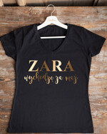 Prezenty dla Panny Młodej  Koszulka na Wieczór panieński  Koszulka z Napisem na Wieczór Panieński T-shirt Złoty Napis Zara wychodzę za mąż0