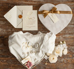 Prezenty dla Panny Młodej  Zestawy ze Szlafrokiem prezent dla Panny Młodej welurowy szlafrok z napisem na plecach welurowe ozdobne pudełko1