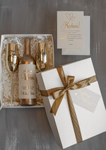  Prezenty dla Młodej Pary  zestawy i akcesoria do wina i drinków pomysły na prezenty z okazji ślubu dla Młodej Pary, Co dla nowożeńcom zamiast kwiatów, złote kieliszki dla Młodej Pary, kieliszki Mąż Żona9