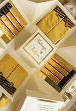 Prezenty, Podziękowania dla Rodziców zestawy słodkości, pudełka na prezenty  Najmodniejsze podziękowanie dla Rodziców, prezent bombonierka podziękowanie Rodzicom, exploding box z bransoletkami, różą i czekoladkami zestaw prezentowy dla Mamy i Taty na Ślub12