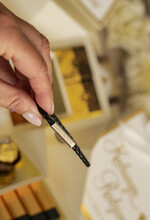 Prezenty, Podziękowania dla Rodziców zestawy słodkości, pudełka na prezenty  Najmodniejsze podziękowanie dla Rodziców, prezent bombonierka podziękowanie Rodzicom, exploding box z bransoletkami, różą i czekoladkami zestaw prezentowy dla Mamy i Taty na Ślub7