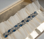 Panna Młoda  podwiązki ślubne podwiązka ślubna tiulowa, podwiązka ślubna dla Panny Młodej z niebieskimi ozdobnymi kamieniami, podwiązka dla Panny Młodej z tiulu z ozdobnymi kamieniami4