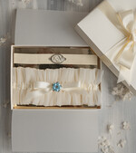 Panna Młoda  podwiązki ślubne tiulowa podwiązka dla Panny Młodej, podwiązki dla Panny Młodej z ozdobnymi kamieniami, dwie podwiązki ślubne, podwiązka dla Panny Młodej z inicjałami Pary Młodej0