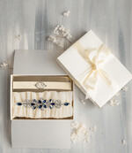 Panna Młoda  podwiązki ślubne podwiązki ślubne z niebieskimi kamieniami koronkowa podwiązka z ozdobnymi kamieniami, dwie podwiązki ślubne, podwiązki dla Panny Młodej z inicjałami Pary Młodej0