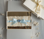 Panna Młoda  podwiązki ślubne podwiązka ślubna tiulowa z niebieską wstążką, podwiązka ślubna dla Panny Młodej z niebieską kokardką, podwiązka dla Panny Młodej z tiulu1