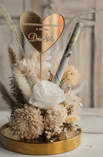  Prezenty dla Młodej Pary  flowerbox, kartki z życzeniami, pudełka na prezenty prezenty z okazji ślubu dla Pary Młodej, kwiaty w szklanej kopule, kompozycja kwiatowa w szklanej kopule, fiolka na pieniądze dla młodej pary, suszone kwiaty w szkle7